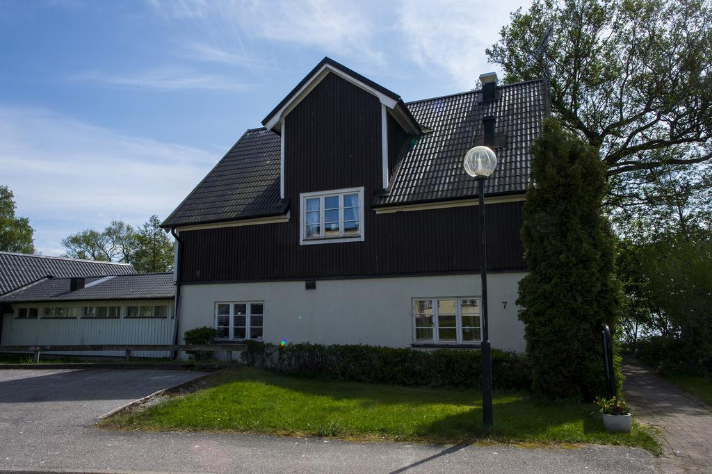 Hotell Sjoevillan Upplands-Väsby Eksteriør bilde