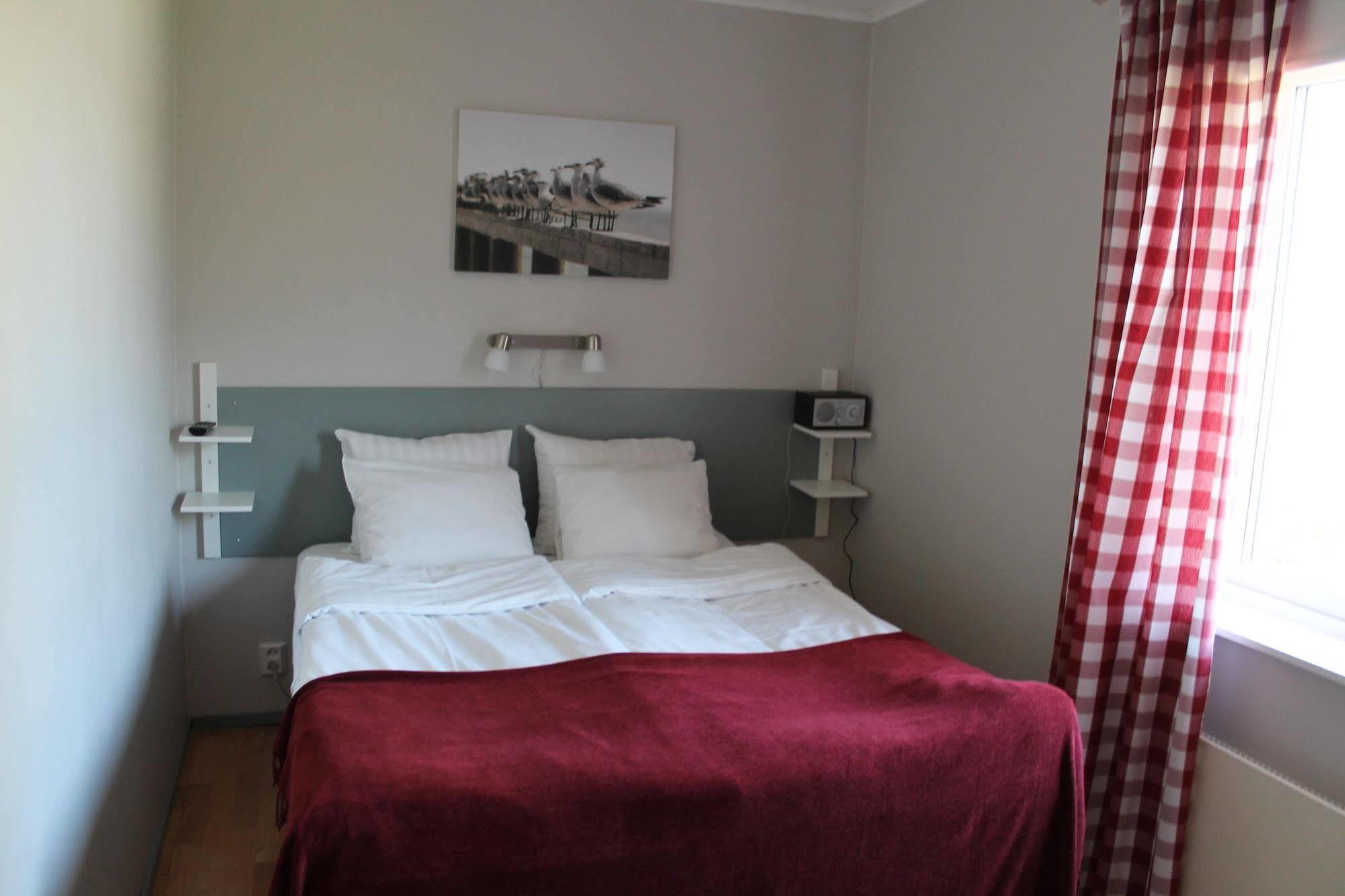 Hotell Sjoevillan Upplands-Väsby Eksteriør bilde